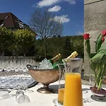 Hotel Zur Schoenen Aussicht 3*