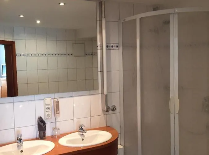 Zur Schoenen Aussicht Hotel Marktheidenfeld