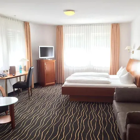 Zur Schoenen Aussicht Hotel 3*